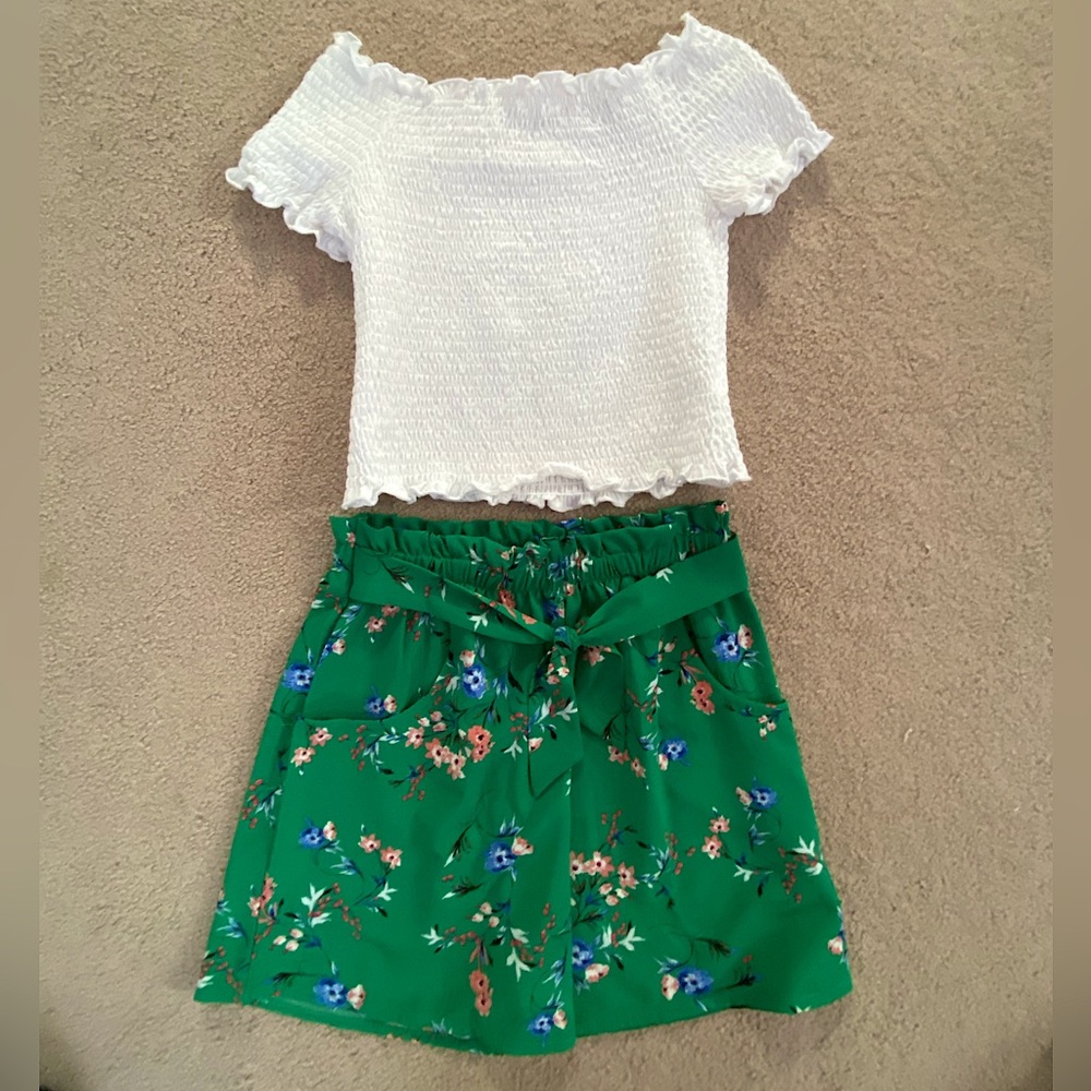 Knit Works floral set